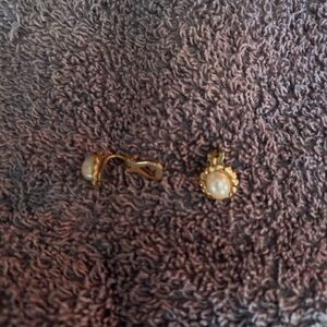 Elegant Gold and Pearl Earrings